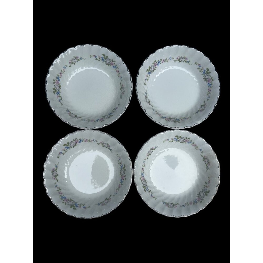 Set Of 4 Johnson Bros England  Bloomburys Ironstone Scalloped Bowls With Floral